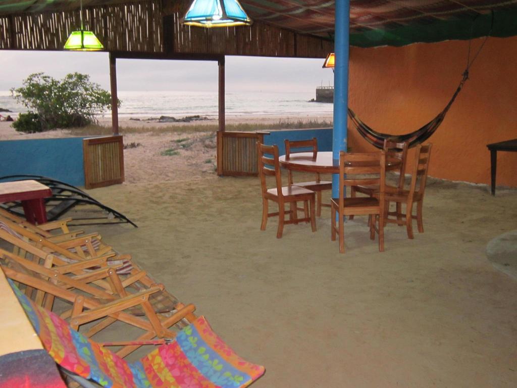 Hospedaje Casa Soleil Puerto Villamil Eksteriør billede