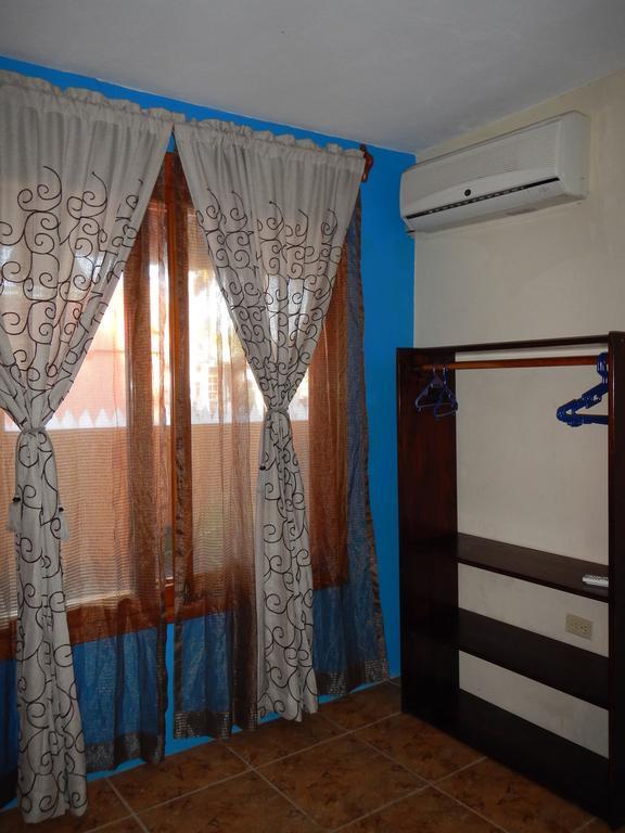 Hospedaje Casa Soleil Puerto Villamil Eksteriør billede