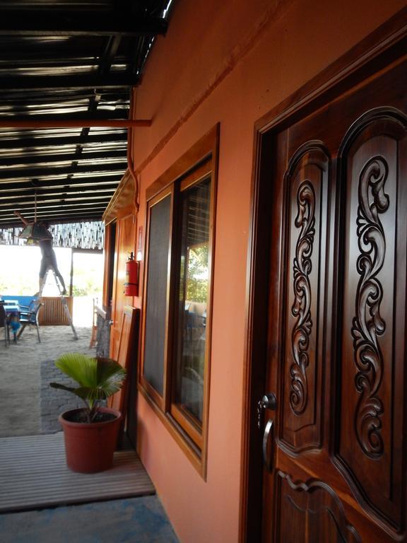 Hospedaje Casa Soleil Puerto Villamil Eksteriør billede